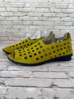 Arche Womens Drick Slip On Peep Toe Sandals Sz 8-8.5 (39) Leather Chartreuse